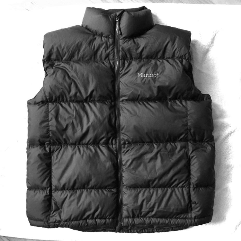 NWOT Men’s L Marmot Puffer Vest